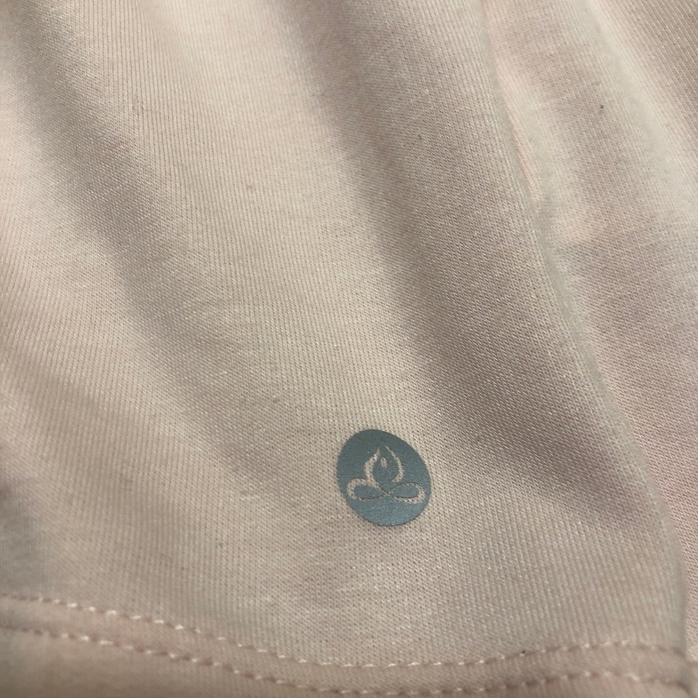 workout pullover - Picture 3 of 4